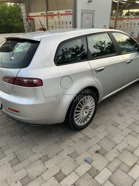 Alfa Romeo 159 ALFA ROMEMO 159
