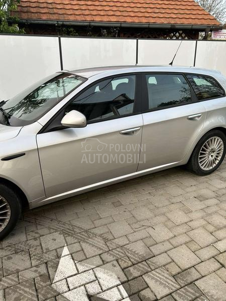 Alfa Romeo 159 ALFA ROMEMO 159