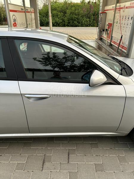 Alfa Romeo 159 ALFA ROMEMO 159