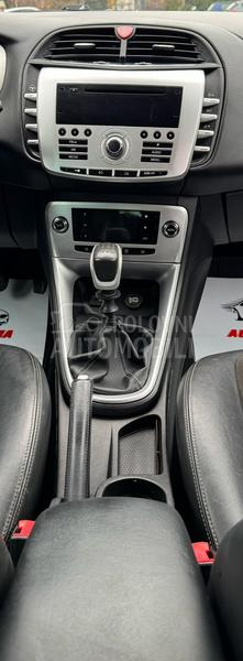 Lancia Delta 1.6 M-Jet PLATINO