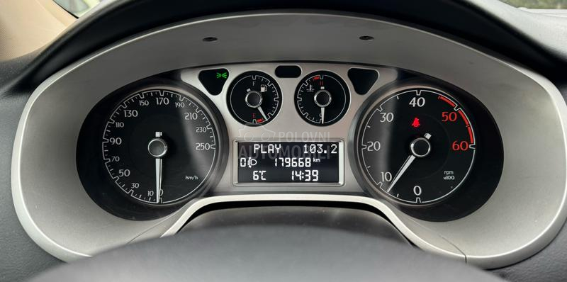 Lancia Delta 1.6 M-Jet PLATINO