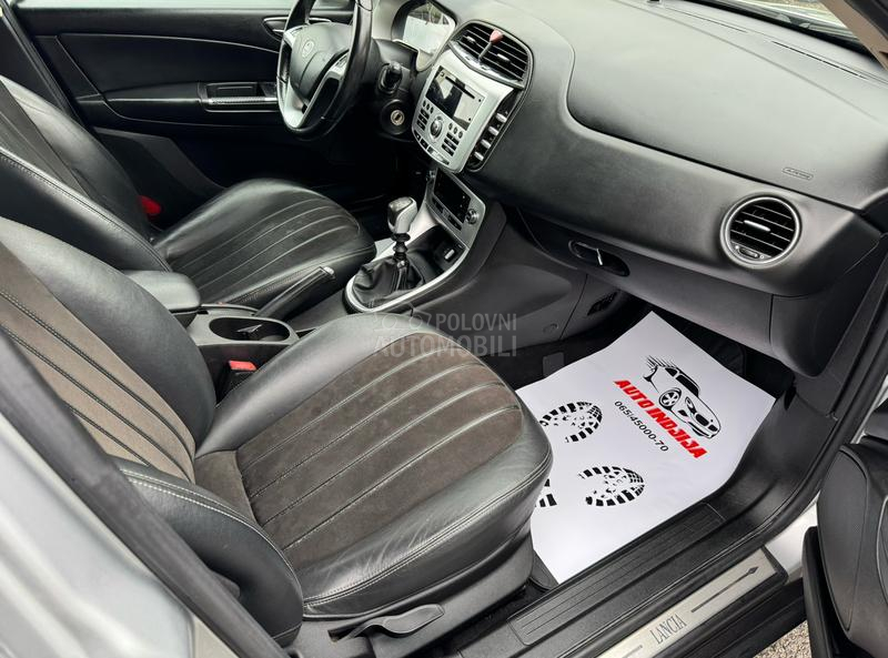 Lancia Delta 1.6 M-Jet PLATINO