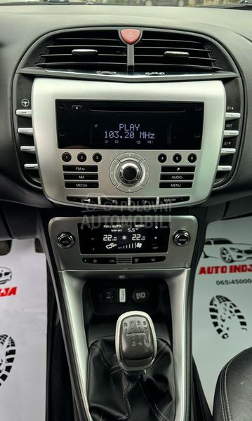 Lancia Delta 1.6 M-Jet PLATINO