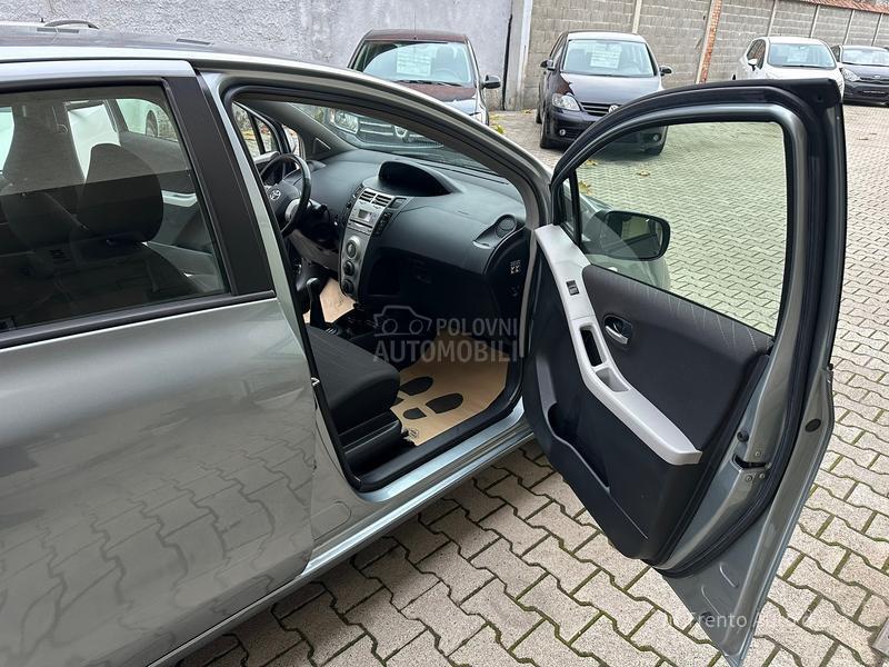 Toyota Yaris 1.0
