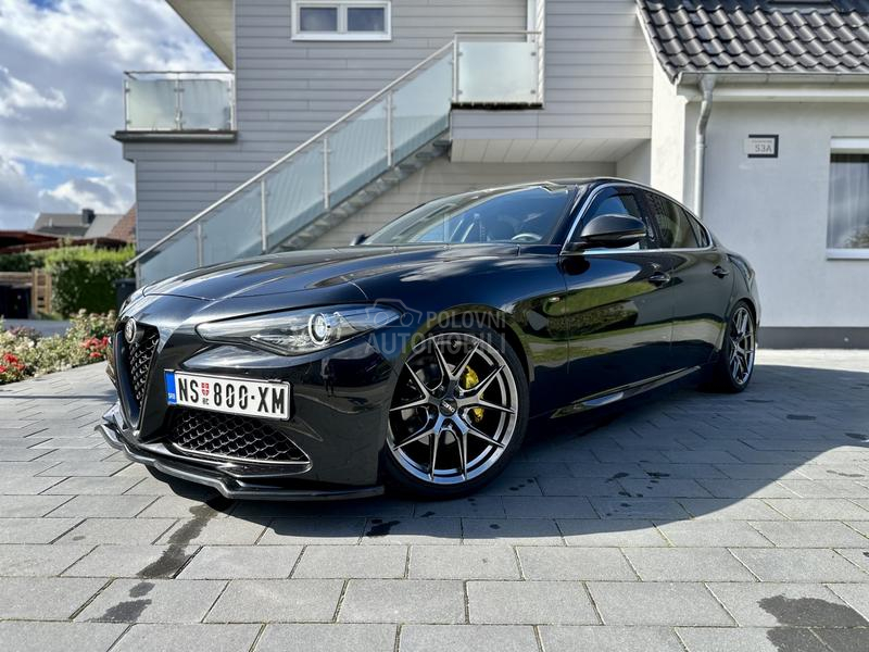 Alfa Romeo Giulia 