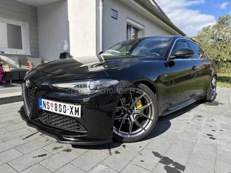 Alfa Romeo Giulia 