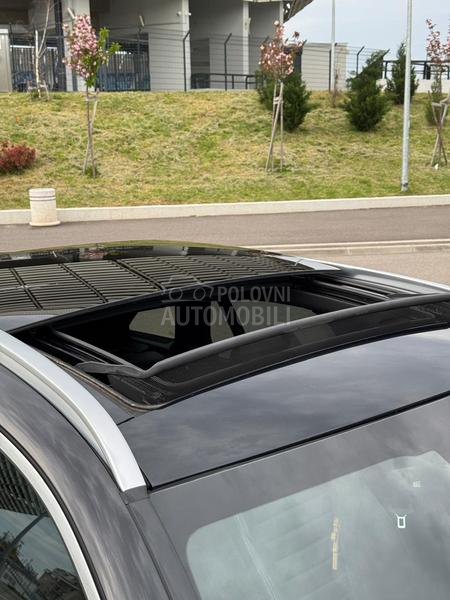 Mercedes Benz GLC 250 4MATIC ALL BLACK