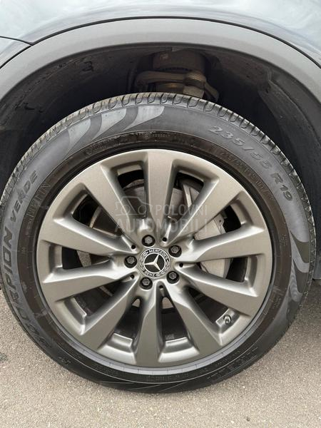 Mercedes Benz GLC 250 4MATIC ALL BLACK