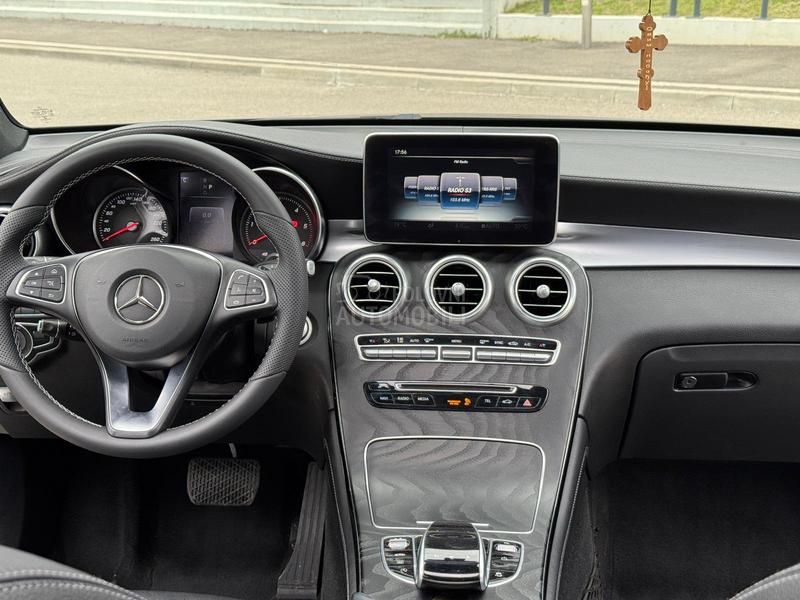Mercedes Benz GLC 250 4MATIC ALL BLACK