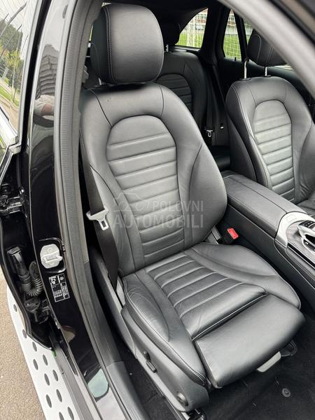 Mercedes Benz GLC 250 4MATIC ALL BLACK