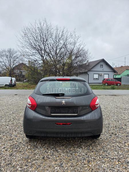 Peugeot 208 1.4 hdi