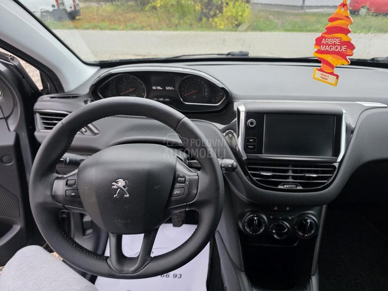 Peugeot 208 1.4 hdi