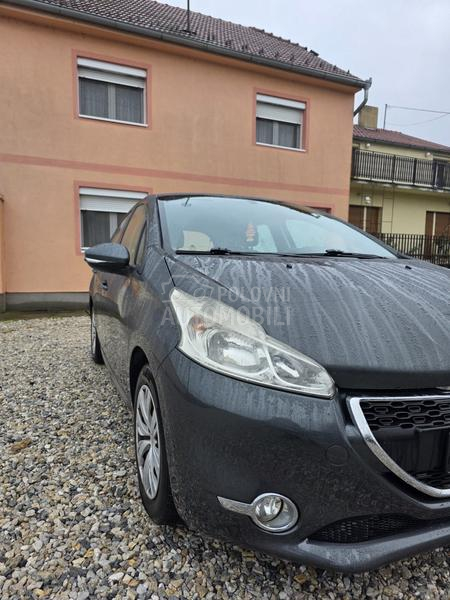 Peugeot 208 1.4 hdi