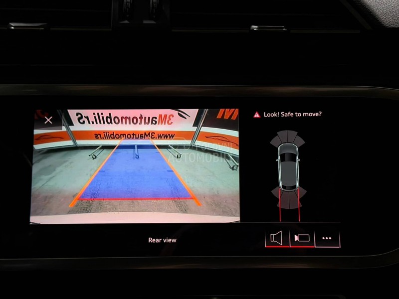 Audi Q3 2.0D/S-LINE/MATRIX