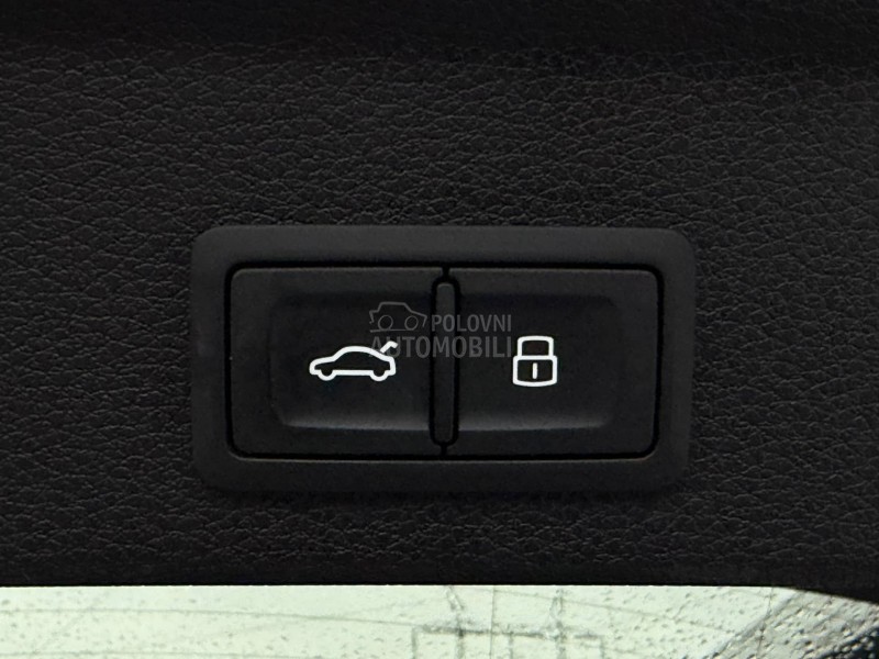 Audi Q3 2.0D/S-LINE/MATRIX