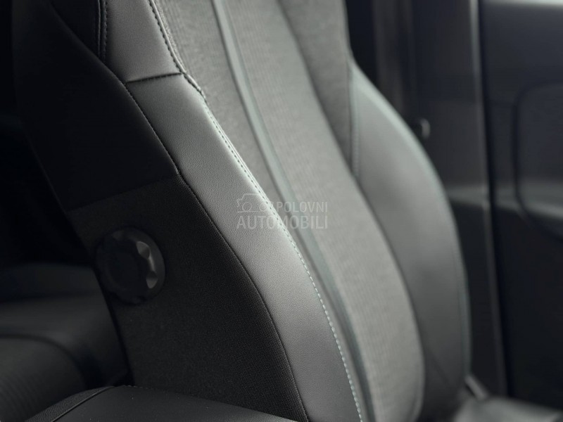 Peugeot 3008 ALLURE/1.5D/Kamera