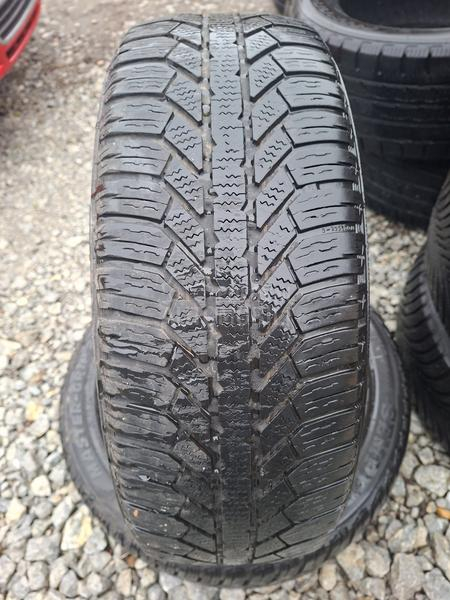 Semperit 185/60 R15 Zimska