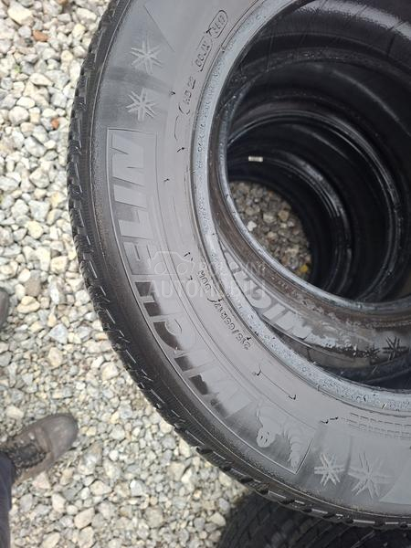 Michelin 215/65 R17 Zimska