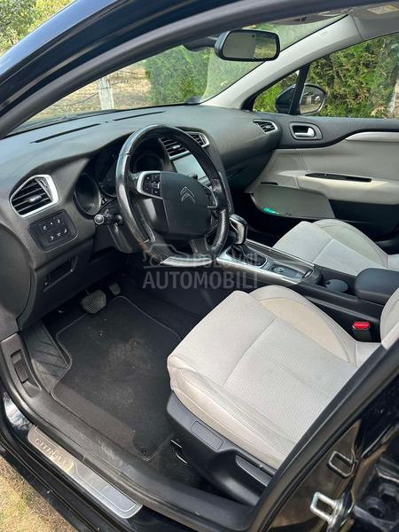 Citroen C4 1.6 pano na vi