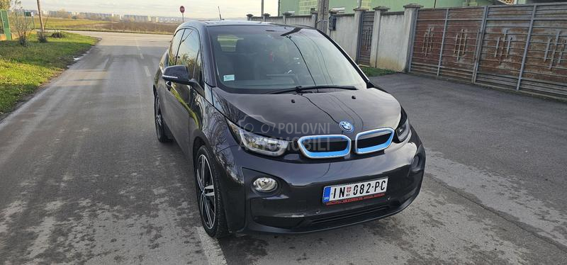 BMW i3 elektricni
