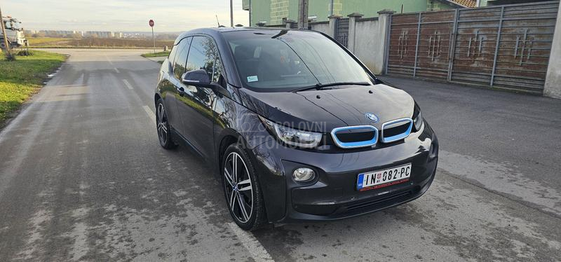 BMW i3 elektricni