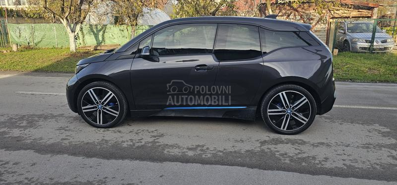 BMW i3 elektricni