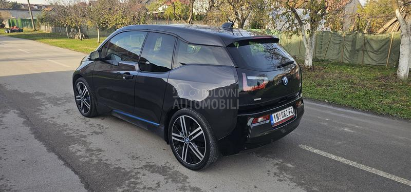 BMW i3 elektricni