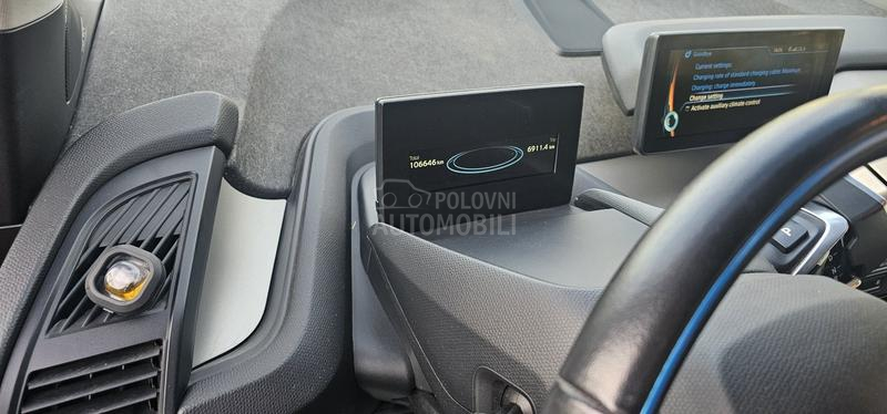 BMW i3 elektricni