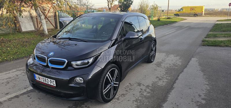 BMW i3 elektricni