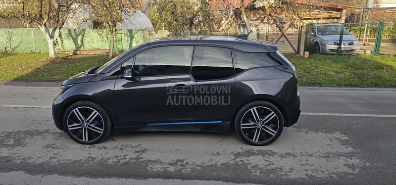 BMW i3 elektricni