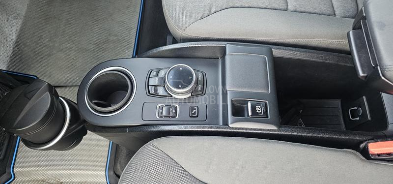 BMW i3 elektricni