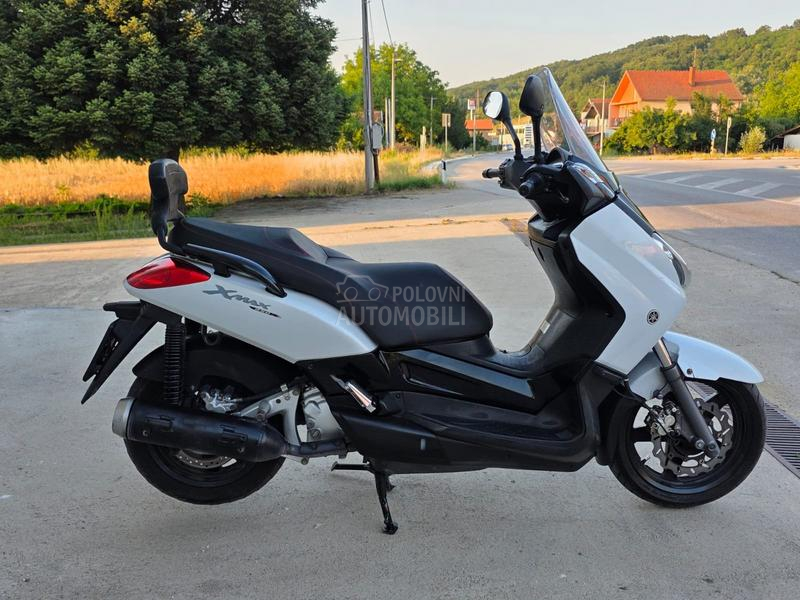Yamaha X Max 250