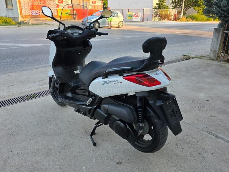 Yamaha X Max 250