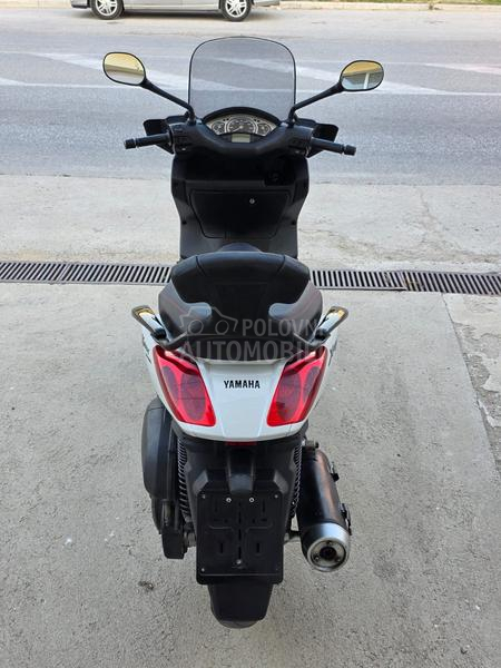 Yamaha X Max 250