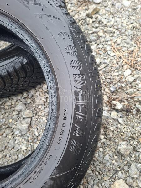 Goodyear 165/70 R14 Zimska