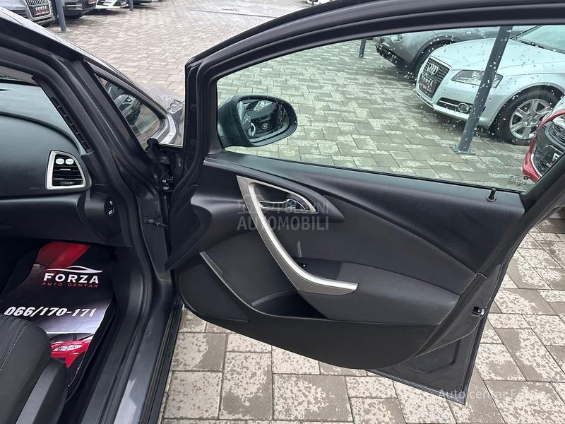 Opel Astra J N O V A