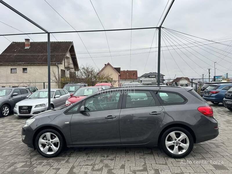 Opel Astra J N O V A