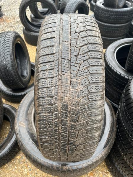 Hankook 205/60 R16 Zimska