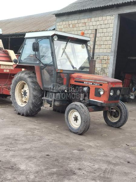 Zetor 7011