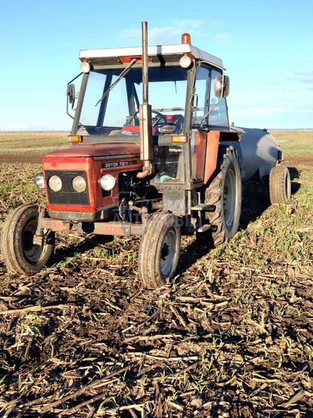 Zetor 7011