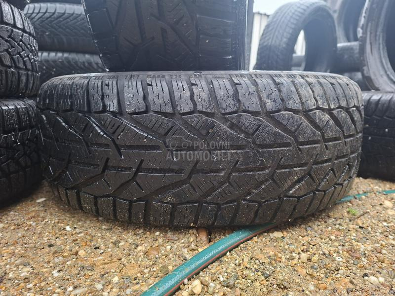 Kormoran 215/55 R16 Zimska