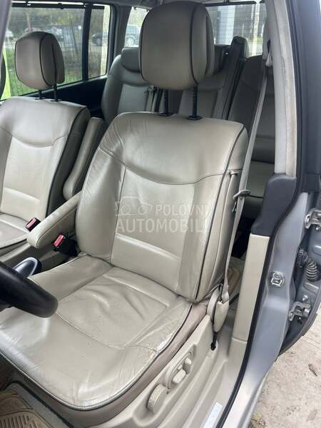 Renault Espace IV 2.0dCi 2009. god. -  kompletan auto u delovima