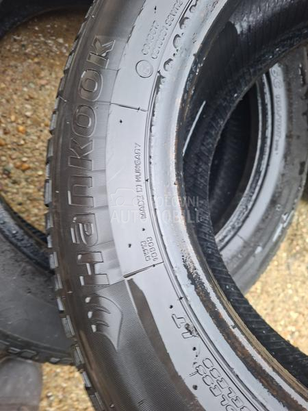 Hankook 215/60 R16 Zimska