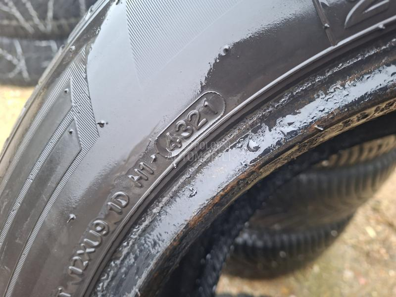 Hankook 215/60 R16 Zimska