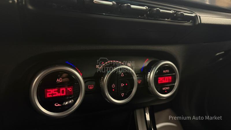 Alfa Romeo Giulietta //1.6 JTDM/KOŽA/FUL