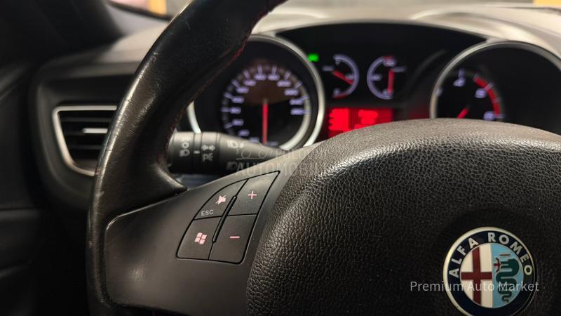Alfa Romeo Giulietta //1.6 JTDM/KOŽA/FUL