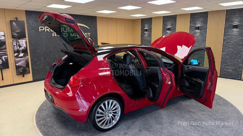 Alfa Romeo Giulietta //1.6 JTDM/KOŽA/FUL