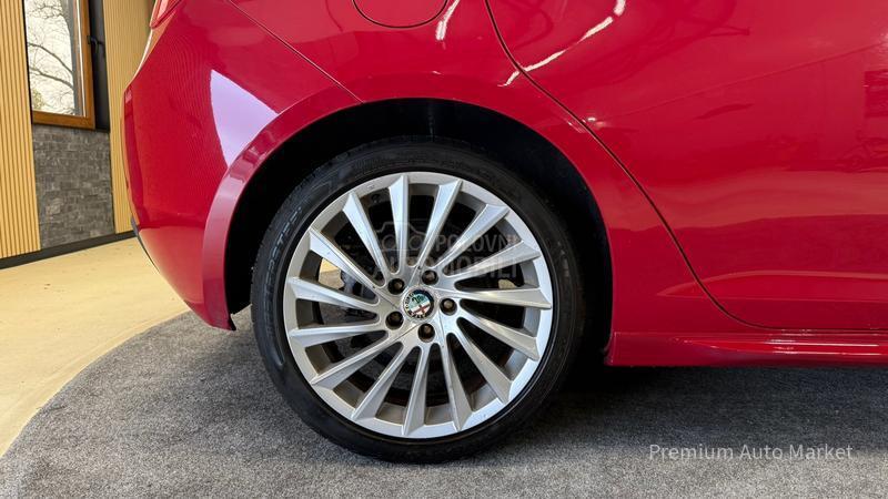 Alfa Romeo Giulietta //1.6 JTDM/KOŽA/FUL