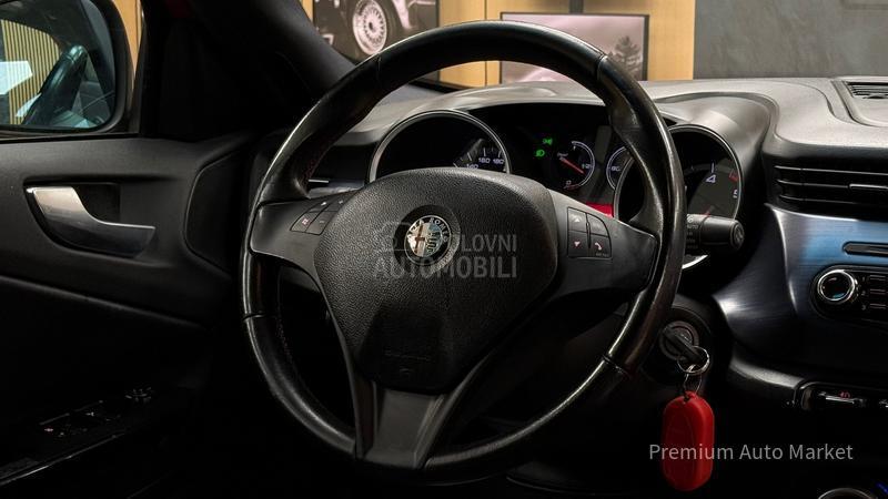 Alfa Romeo Giulietta //1.6 JTDM/KOŽA/FUL