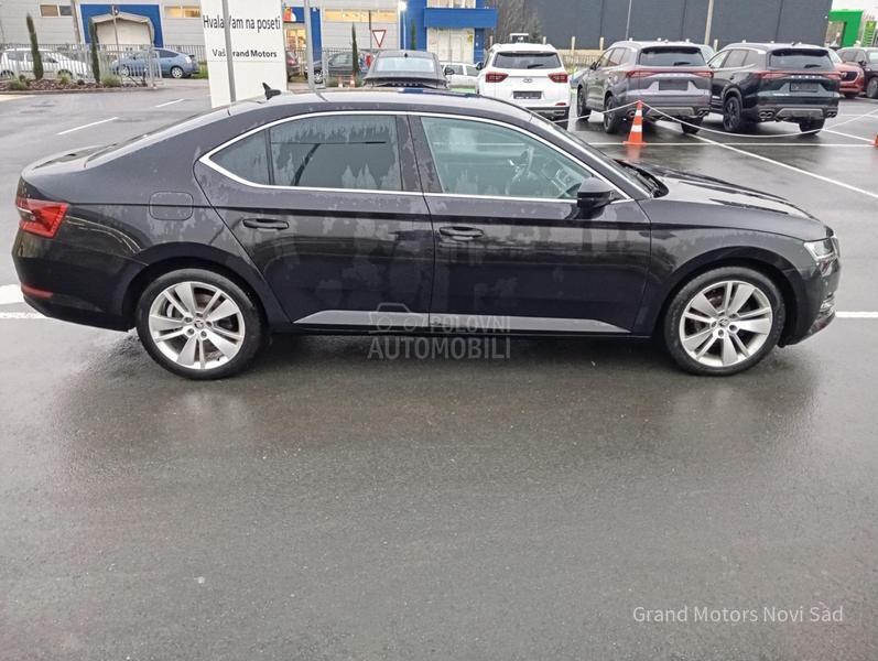 Škoda Superb 2.0 TDI/DSG/4x4